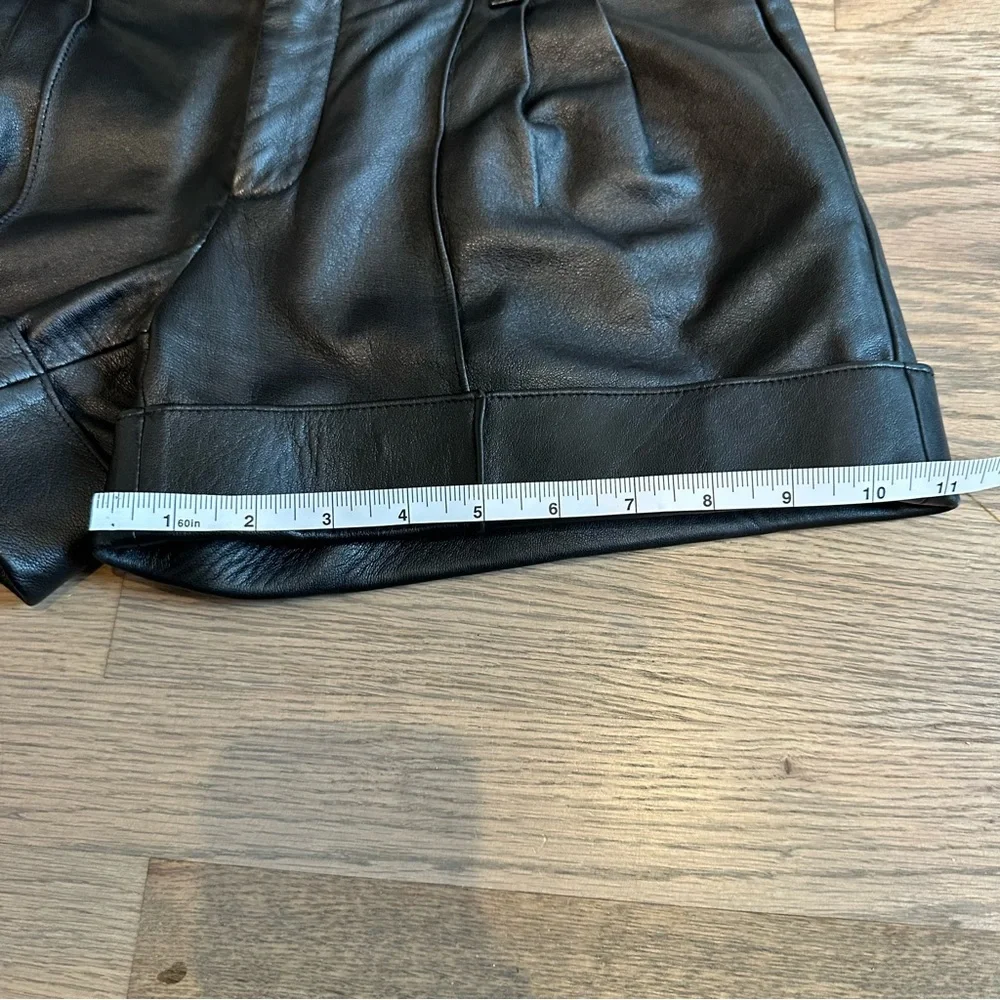 Haute Hippie Genuine Leather Cuffed Women’s Shorts - Picture 7 of 10